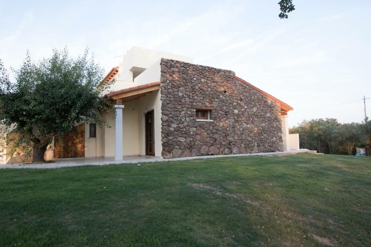 Su Suberju Otel San Teodoro  Dış mekan fotoğraf